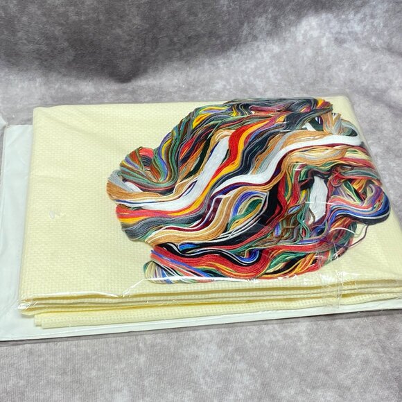 NIP Dimensions Frisky Friends Tree Skirt Cross Stitch Kit Christmas Dogs Cats - Picture 7 of 7